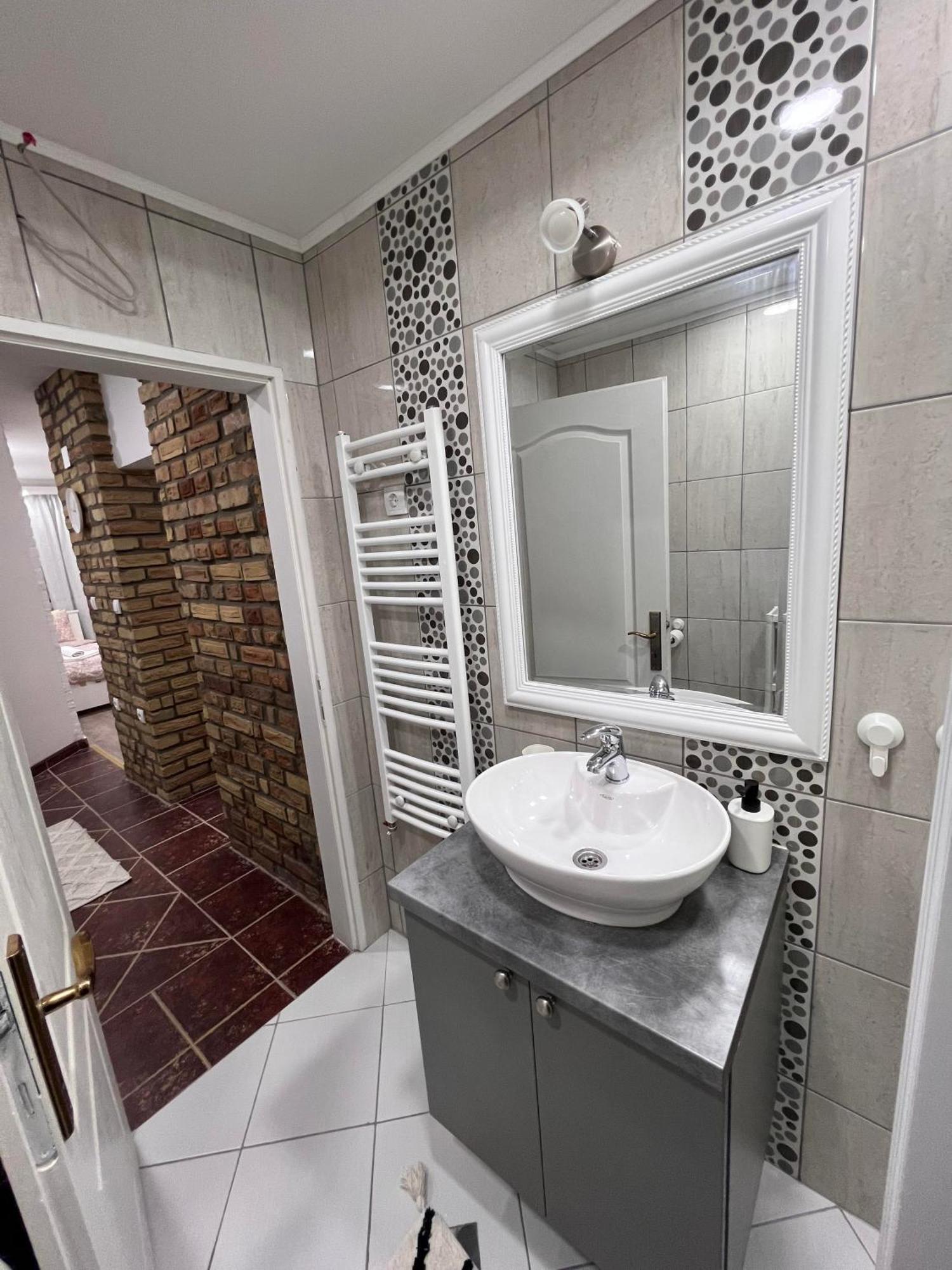 Guest House Lila Sombor Exterior foto