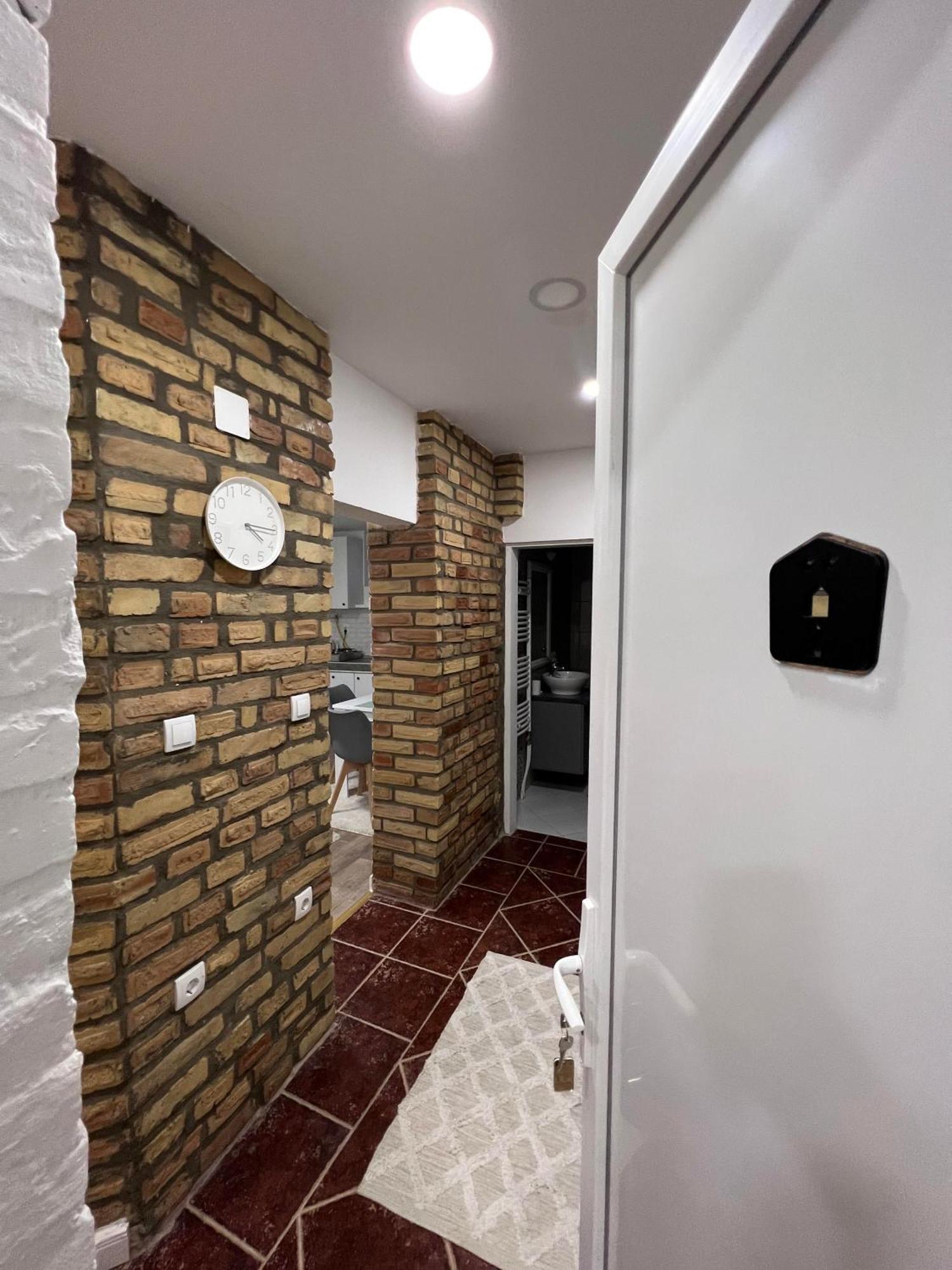 Guest House Lila Sombor Exterior foto
