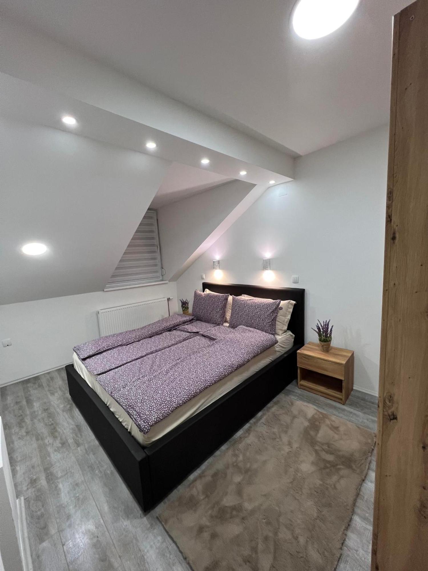 Guest House Lila Sombor Exterior foto